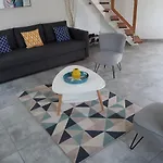 Maison T4 Avec Jardin A 300 M De La La Londe-les-Maures
