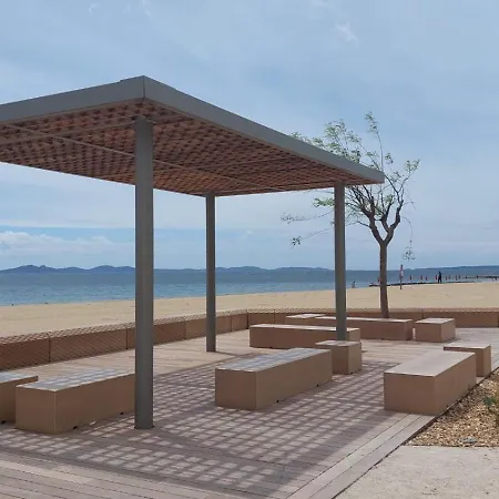 Maison T4 Avec Jardin A 300 M De La בית נופש *