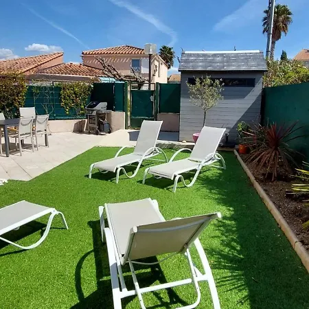 בית נופש Maison T4 Avec Jardin A 300 M De La *